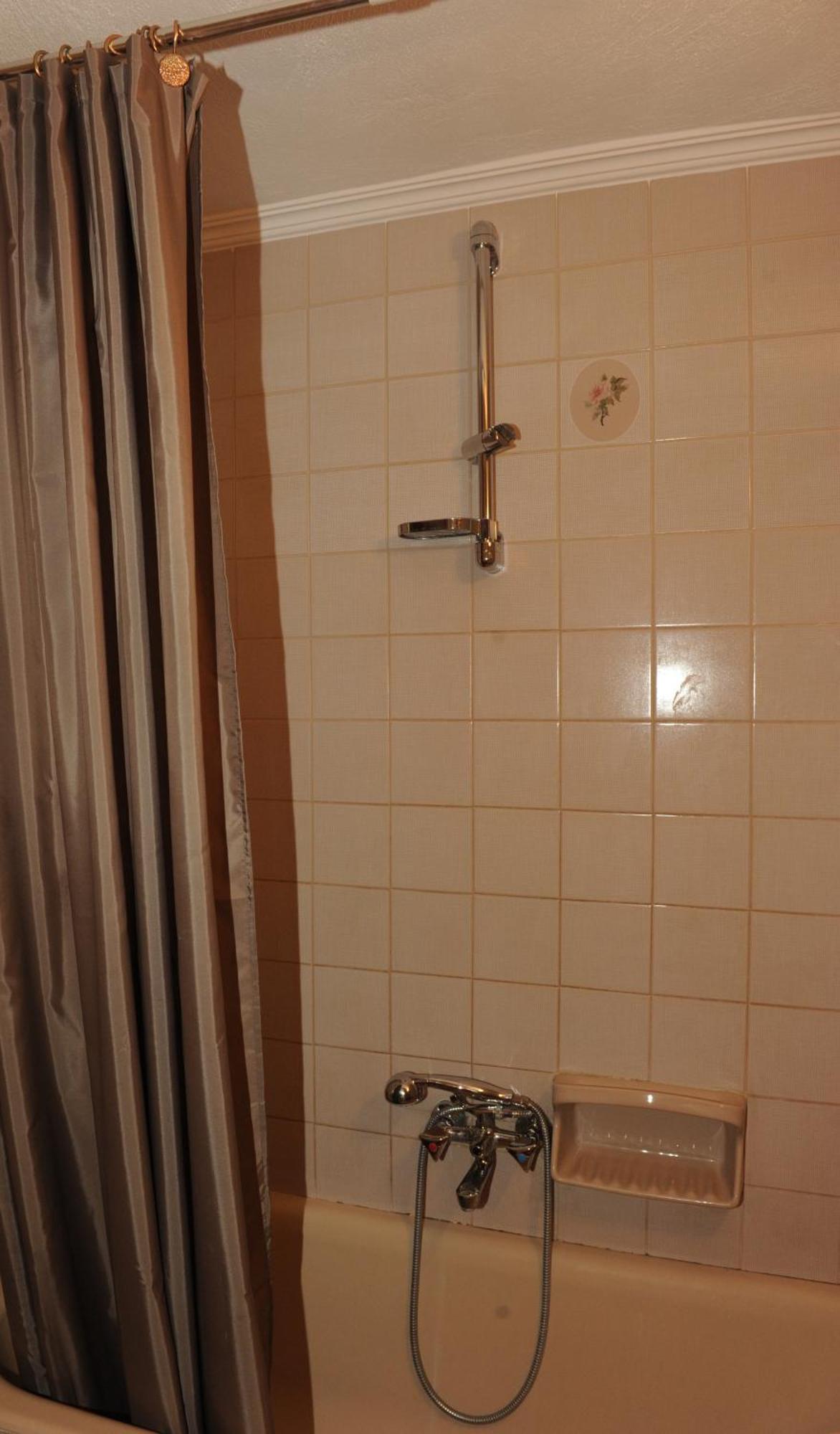 Delphic Moments - Sunny App 3br, 2ba With View * Delphi