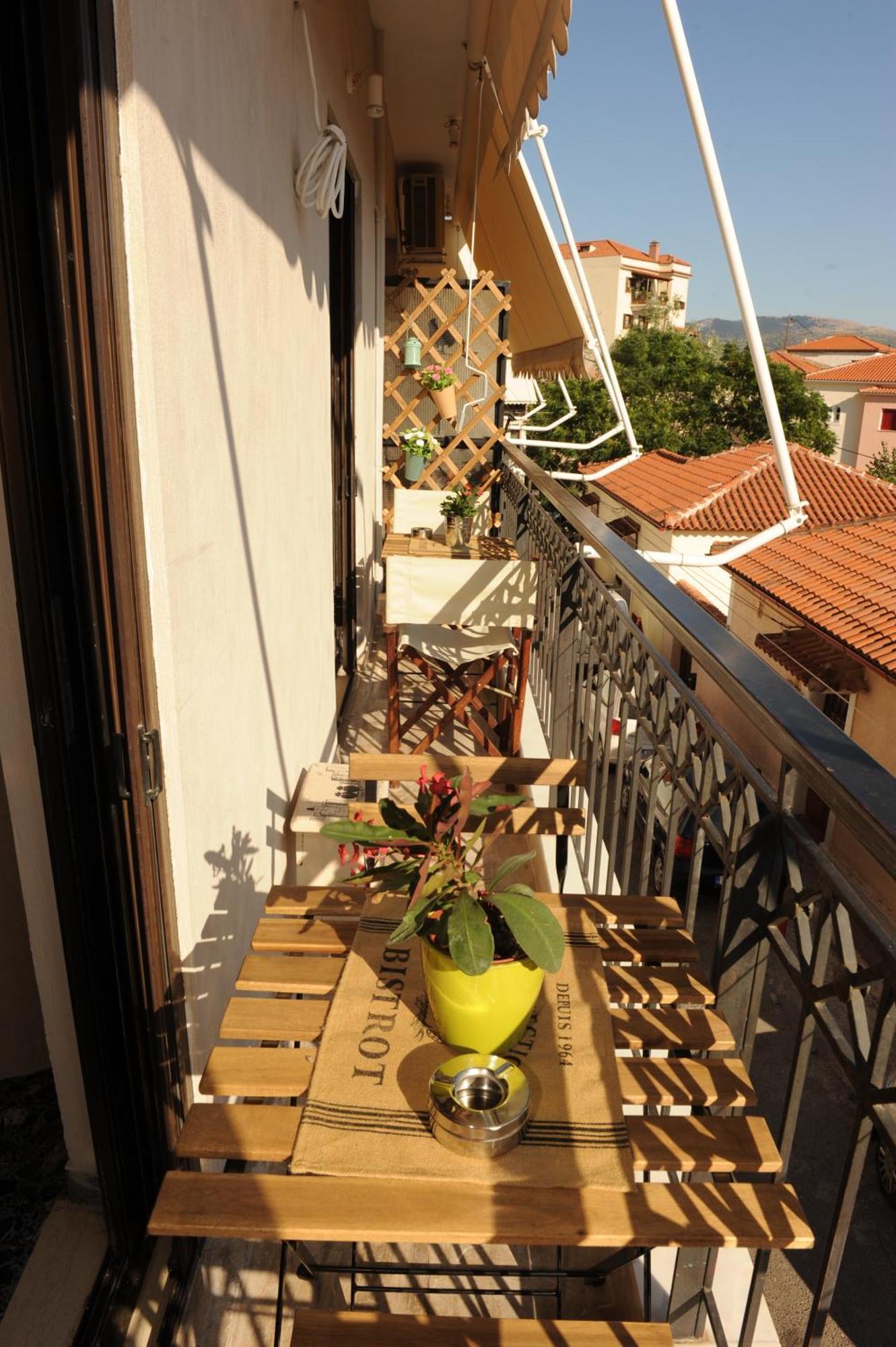 Apartment Delphic Moments - Sunny App 3br, 2ba With View Delphi